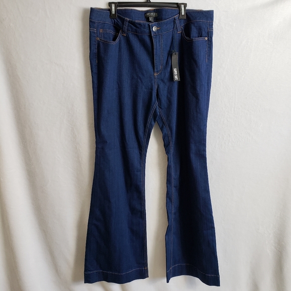 Forever 21 Denim - F21 Flared Jeans